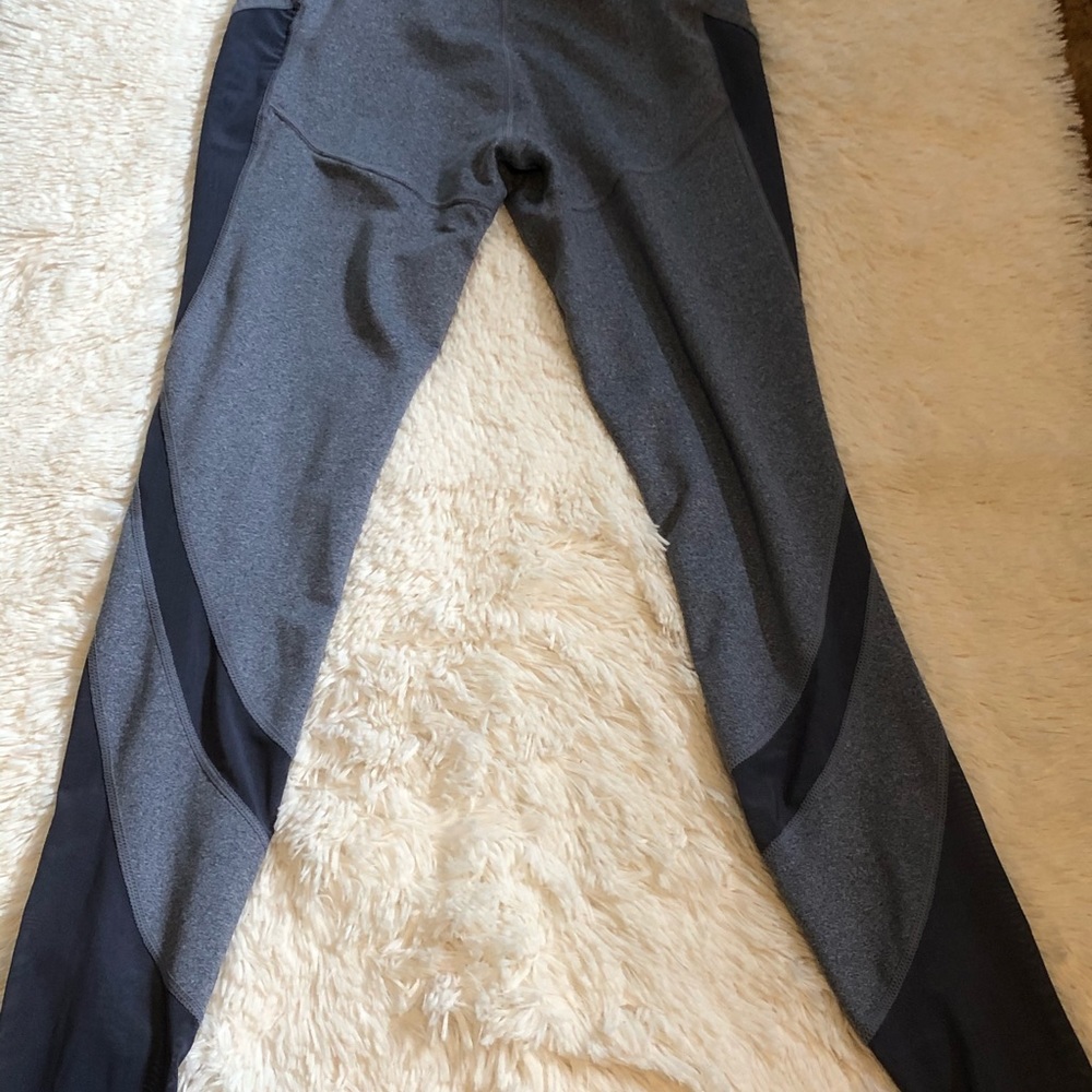 Gymshark sleek sculpture leggings size small - Picture 3 of 8